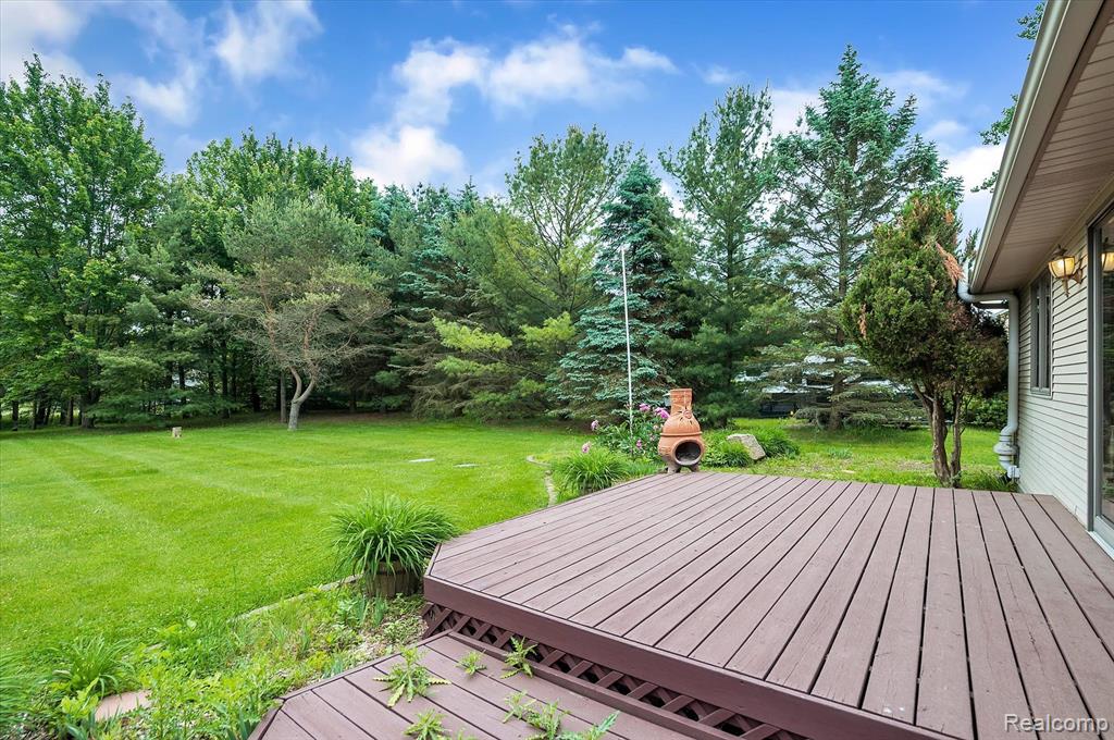 1674 North Hacker Road Howell, MI 48843 - Photo 31 of 40