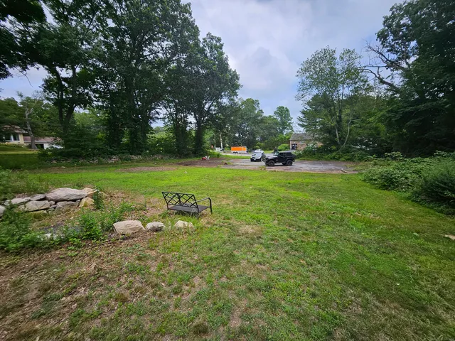 $399,999 | 675 Colonel Ledyard Highway, Ledyard, CT 06339