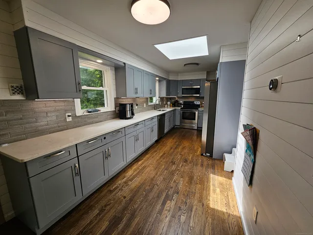 $399,999 | 675 Colonel Ledyard Highway, Ledyard, CT 06339