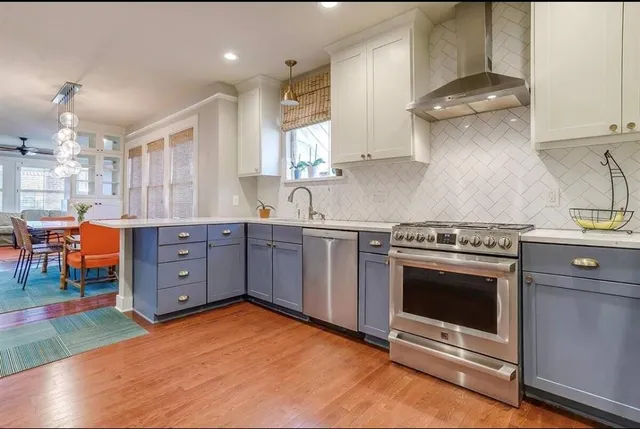 $553,000 | 2316 West Magnolia Avenue, Fort Worth, TX 76110