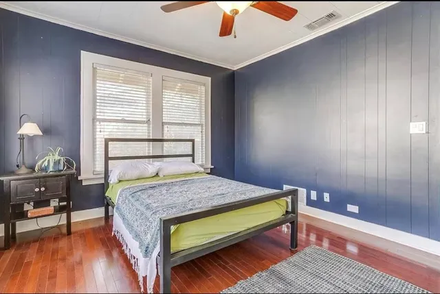 $553,000 | 2316 West Magnolia Avenue, Fort Worth, TX 76110