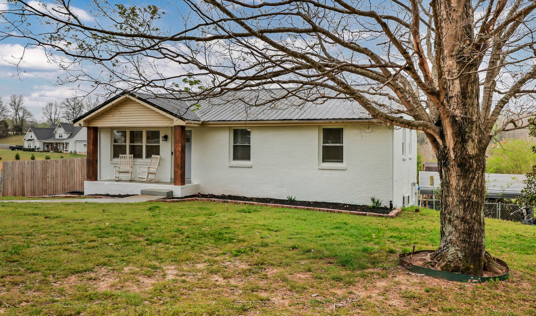 1440 Hickory Point Road Clarksville, TN 37043 - Photo 1 of 41 Gallery Image 1