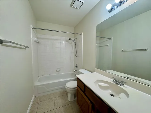 $2,095 | 8507 Bobcat Drive, Round Rock, TX 78681