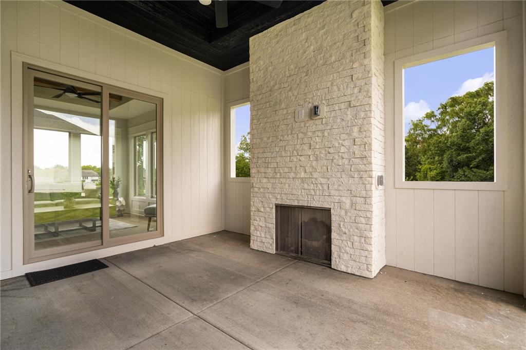 11216 South Gleason Road Olathe, KS 66061 - Photo 53 of 59