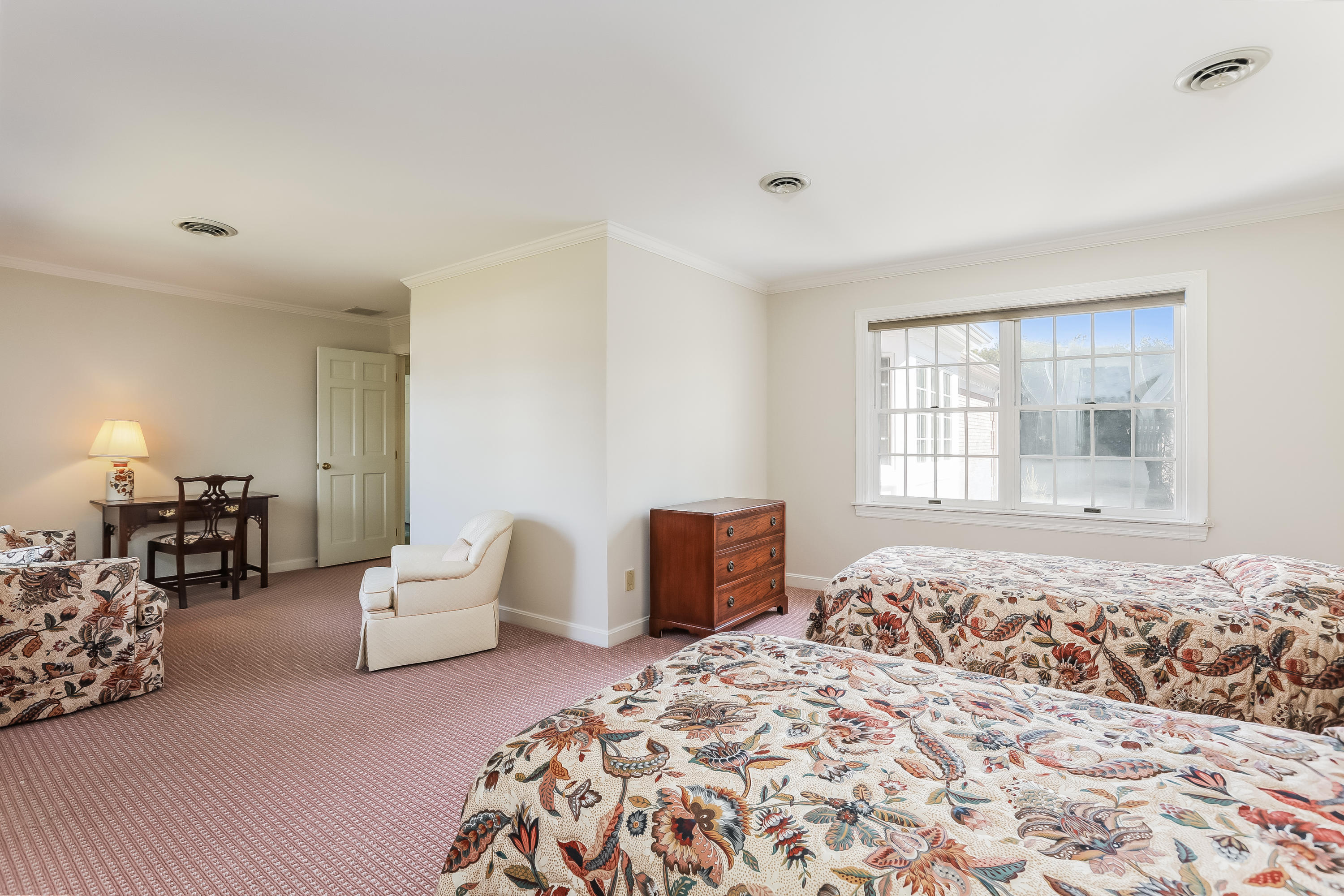 1 Shields Lane Darien, CT 06820 - Photo 23 of 41