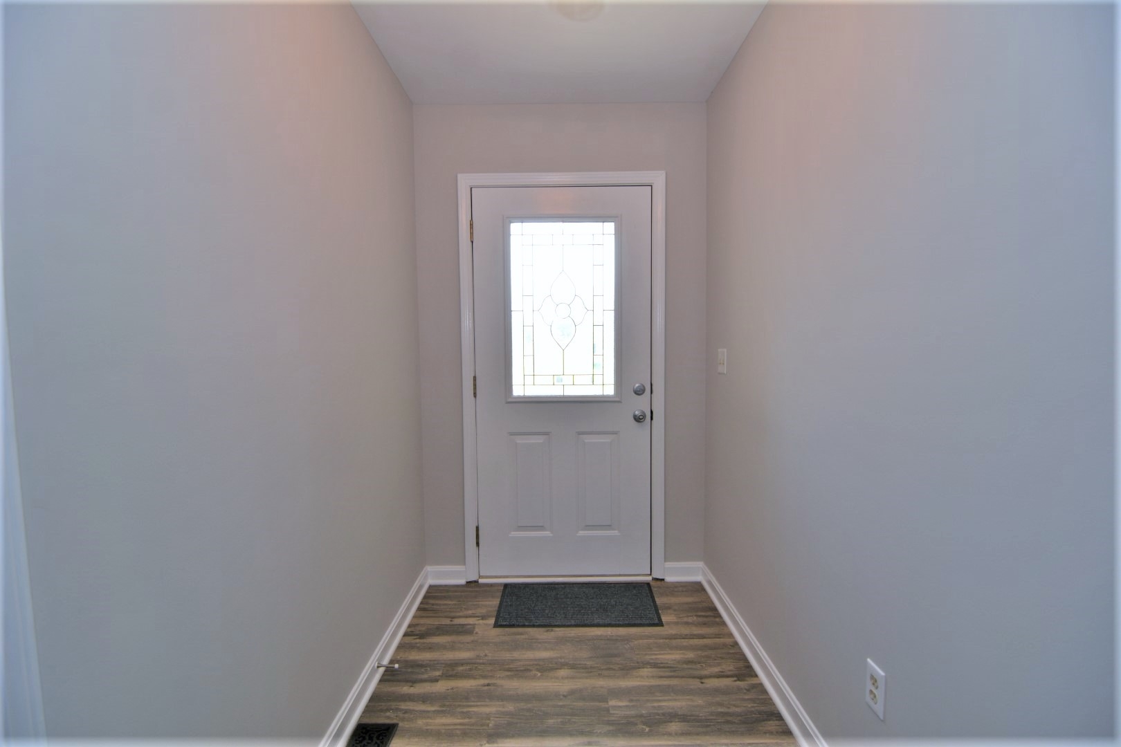 4133 Trinity Drive Newburgh, IN 47630 - Photo 2 of 20