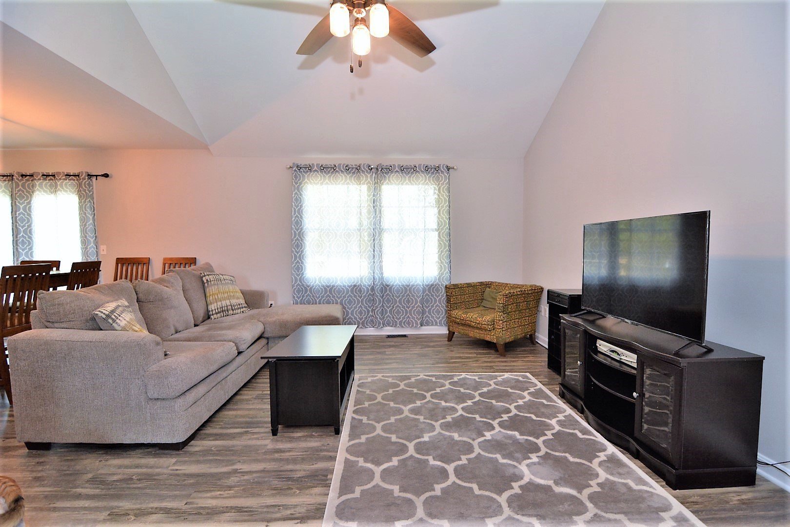 4133 Trinity Drive Newburgh, IN 47630 - Photo 3 of 20