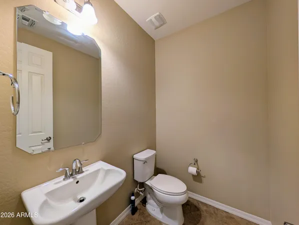 $2,398 | 923 South Osborn Lane, Gilbert, AZ 85296