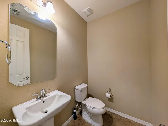 $2,398 | 923 South Osborn Lane, Gilbert, AZ 85296