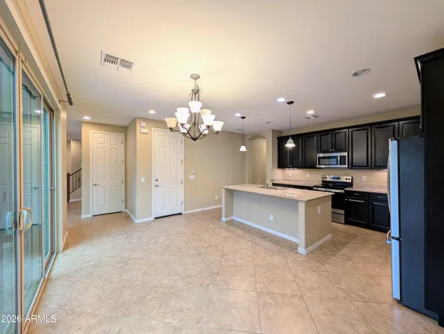 $2,398 | 923 South Osborn Lane, Gilbert, AZ 85296