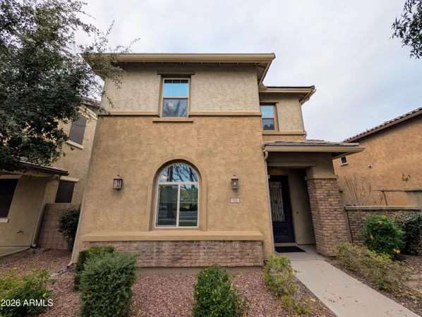 $2,398 | 923 South Osborn Lane, Gilbert, AZ 85296