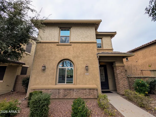 $2,398 | 923 South Osborn Lane, Gilbert, AZ 85296