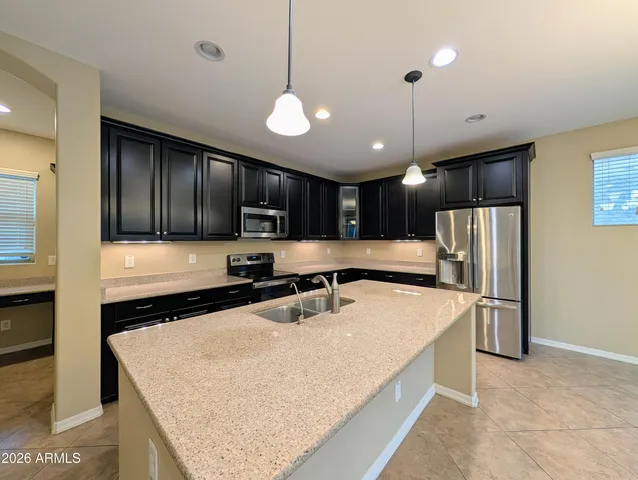 $2,398 | 923 South Osborn Lane, Gilbert, AZ 85296