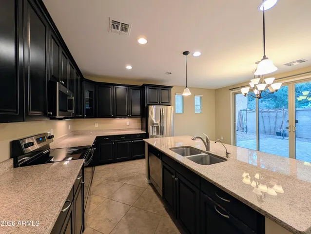 $2,398 | 923 South Osborn Lane, Gilbert, AZ 85296