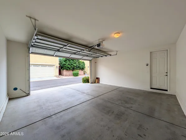 $2,398 | 923 South Osborn Lane, Gilbert, AZ 85296