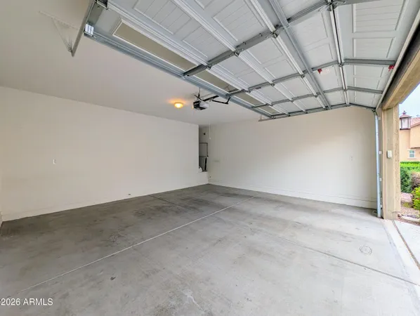 $2,398 | 923 South Osborn Lane, Gilbert, AZ 85296