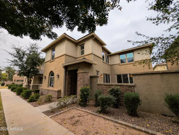 $2,398 | 923 South Osborn Lane, Gilbert, AZ 85296