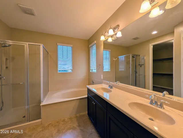 $2,398 | 923 South Osborn Lane, Gilbert, AZ 85296