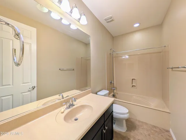 $2,398 | 923 South Osborn Lane, Gilbert, AZ 85296