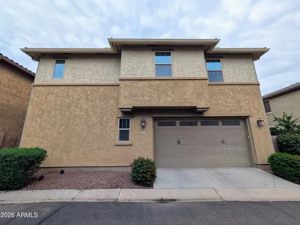 $2,398 | 923 South Osborn Lane, Gilbert, AZ 85296