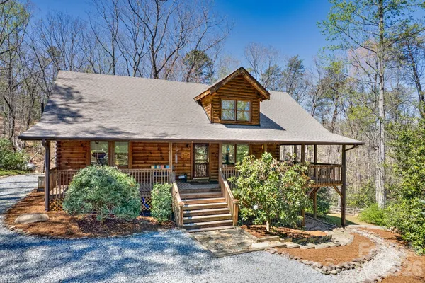 $500,000 | 135 Poodles Way, Lake Lure, NC 28746