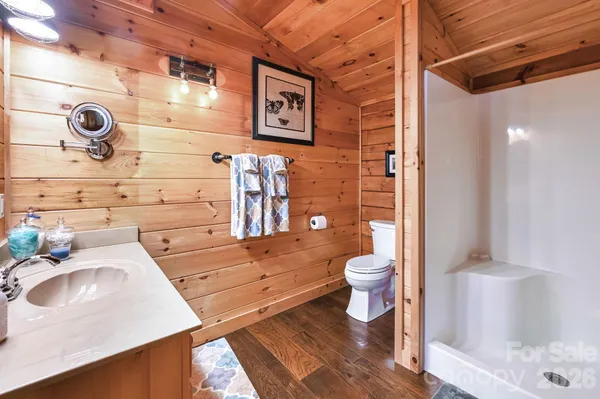 $500,000 | 135 Poodles Way, Lake Lure, NC 28746