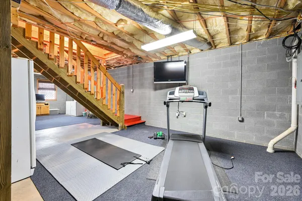 $500,000 | 135 Poodles Way, Lake Lure, NC 28746