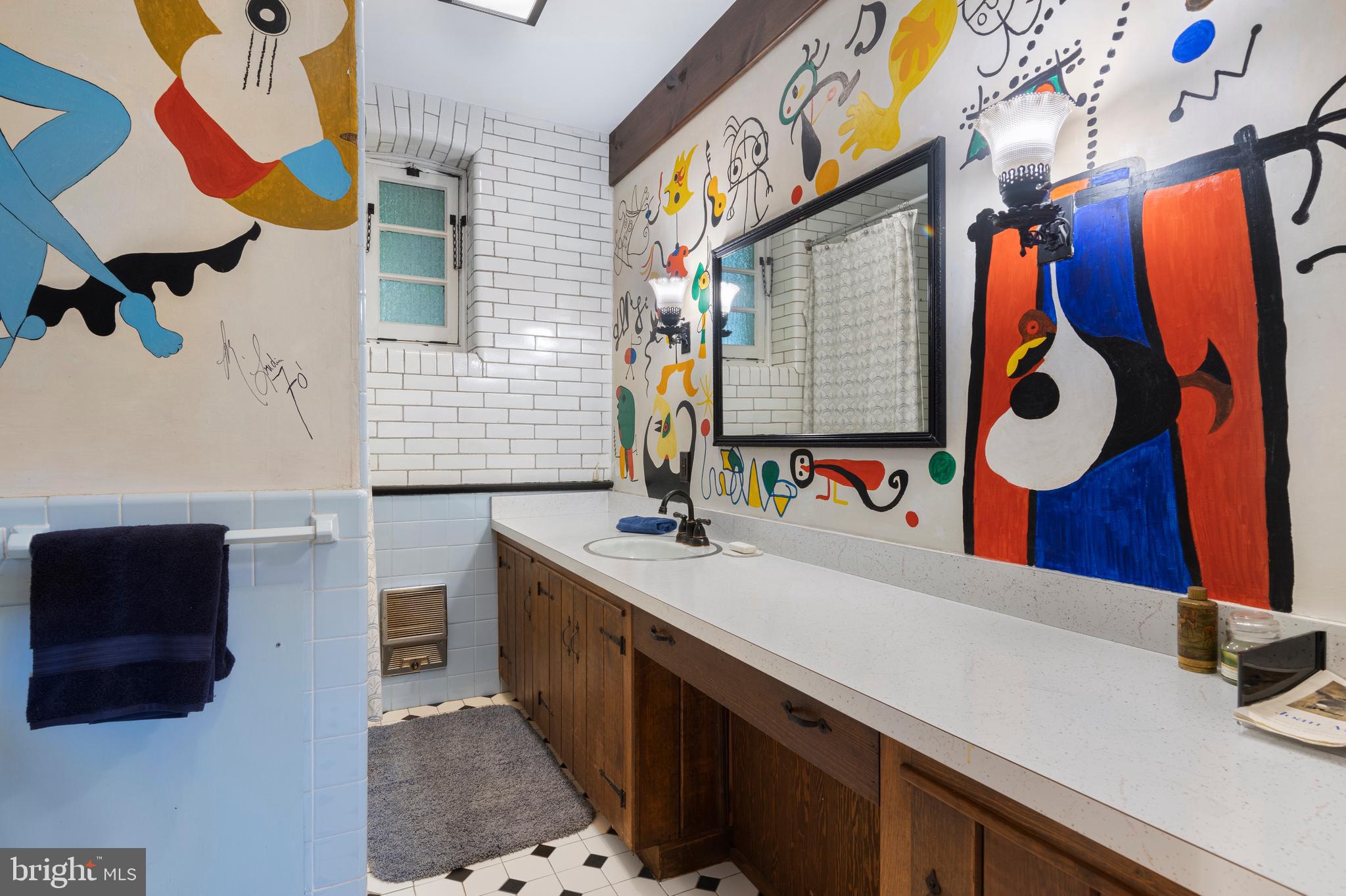 212 Plush Mill Road Wallingford, PA 19086 - Photo 31 of 92 1st Floor Full Bath