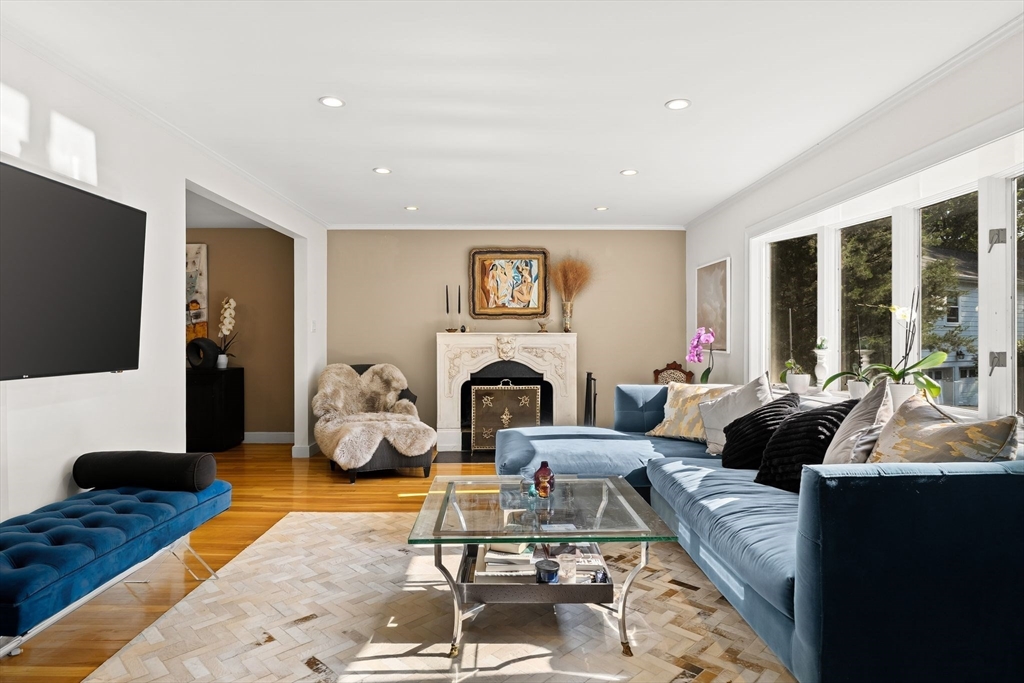 44 Windemere Road Wellesley, MA 02481 - Photo 1 of 39