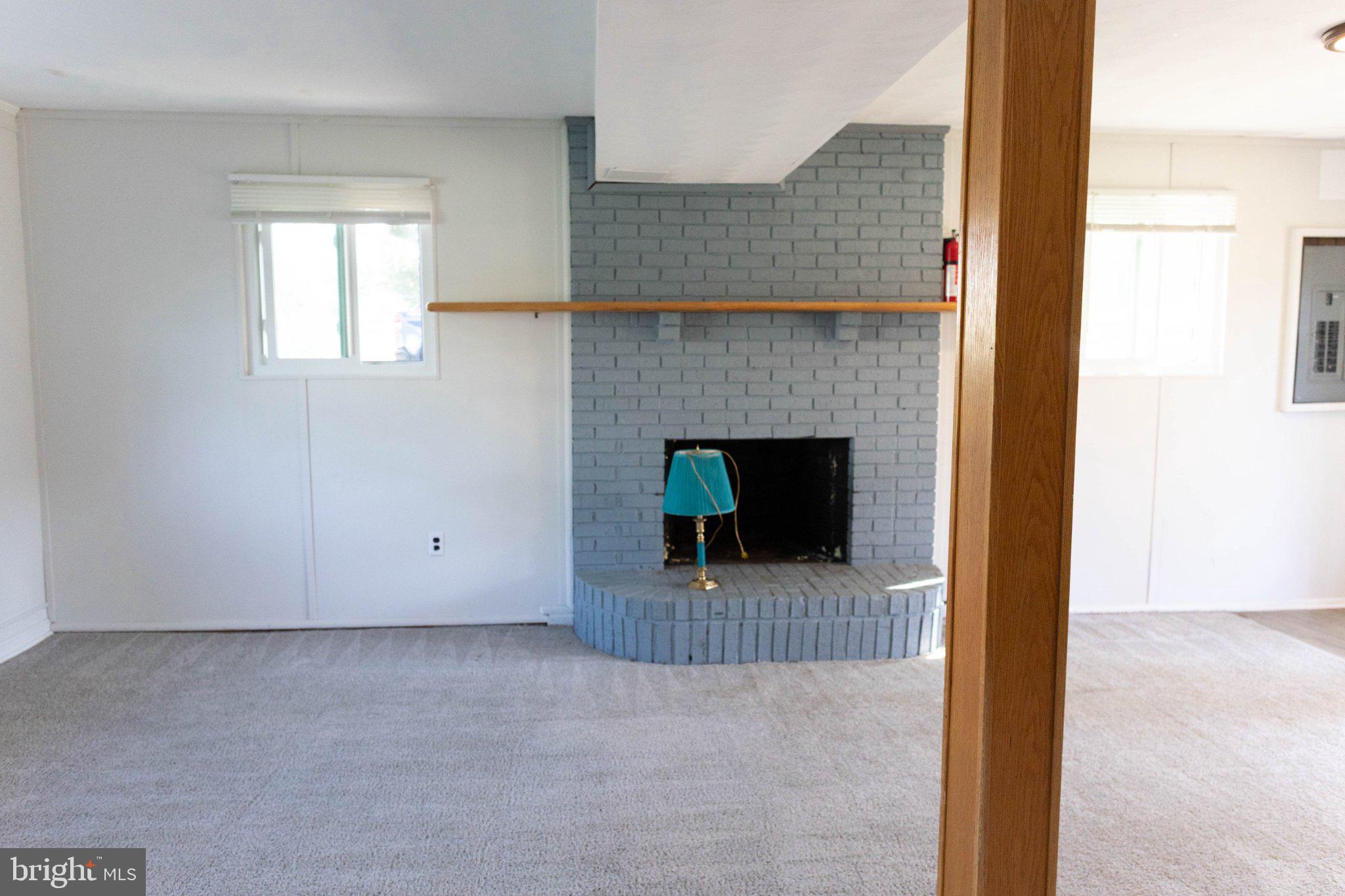 325 Londontown Road Edgewater, MD 21037 - Photo 23 of 30 Plenty of living space