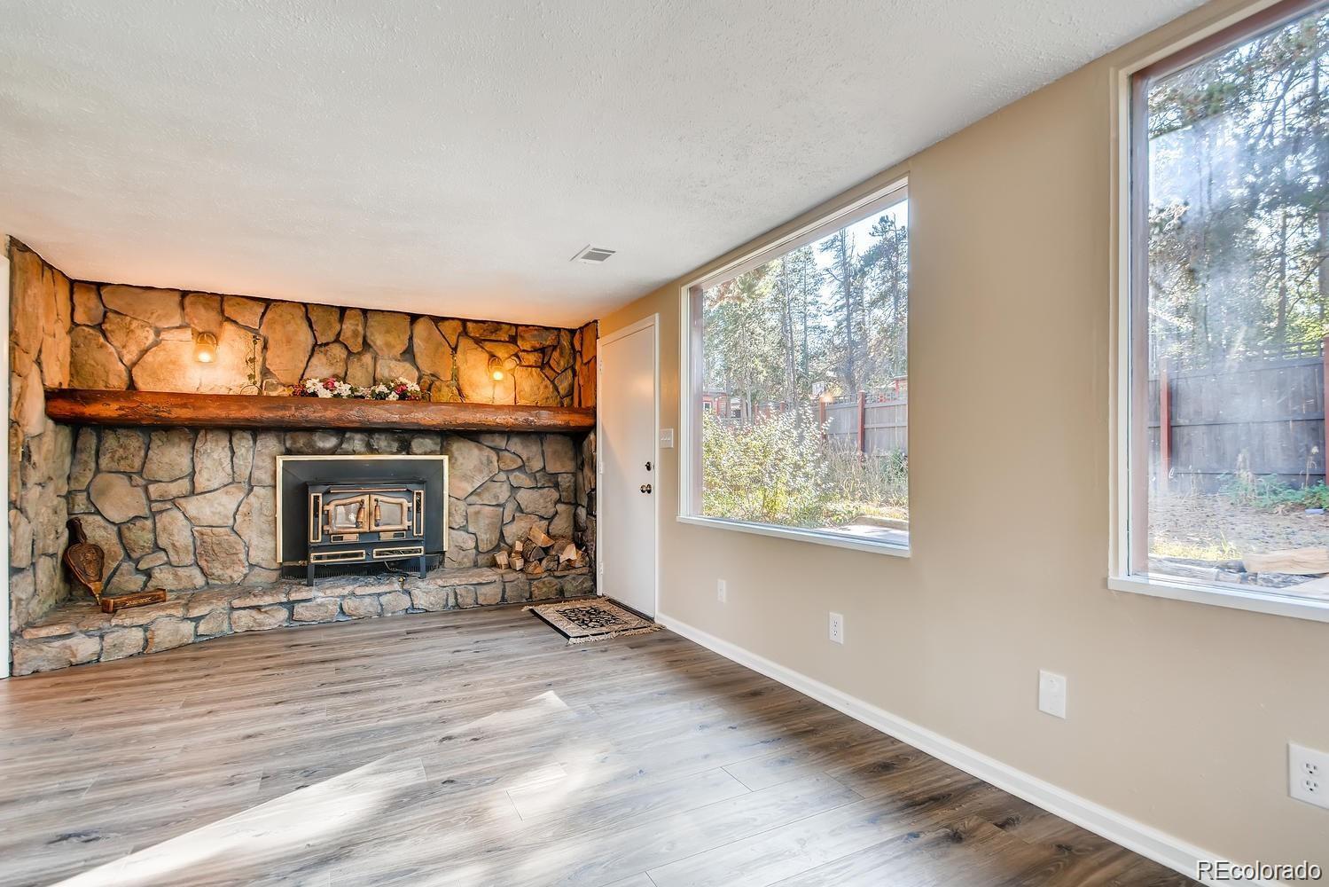 33 L Road Golden, CO 80403 - Photo 3 of 27