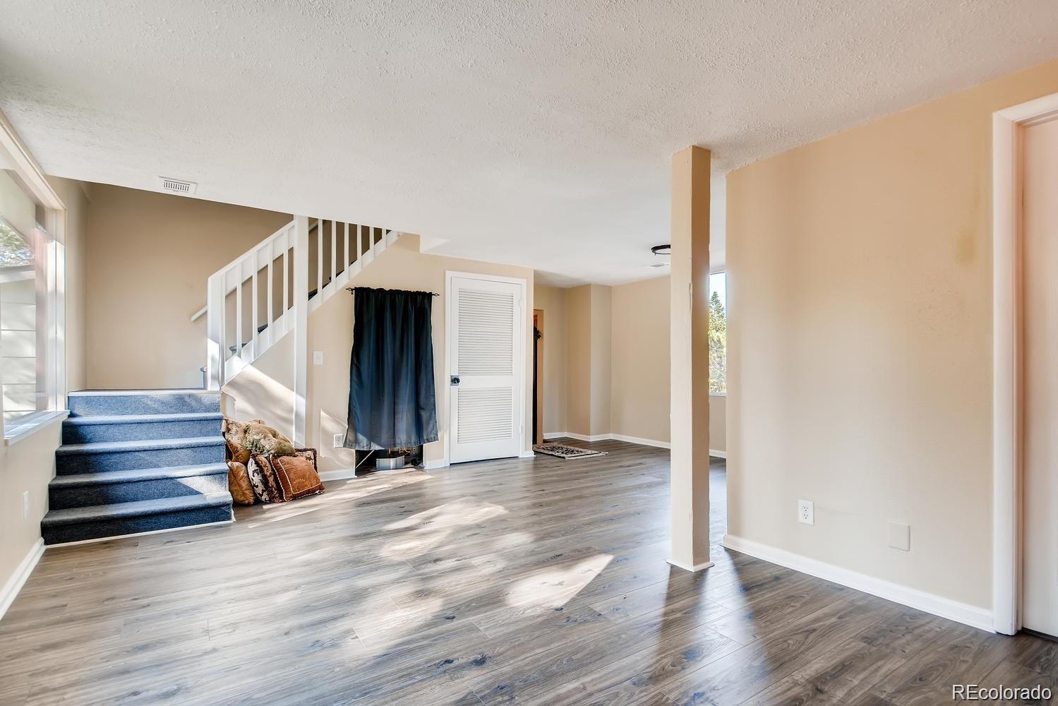 33 L Road Golden, CO 80403 - Photo 4 of 27