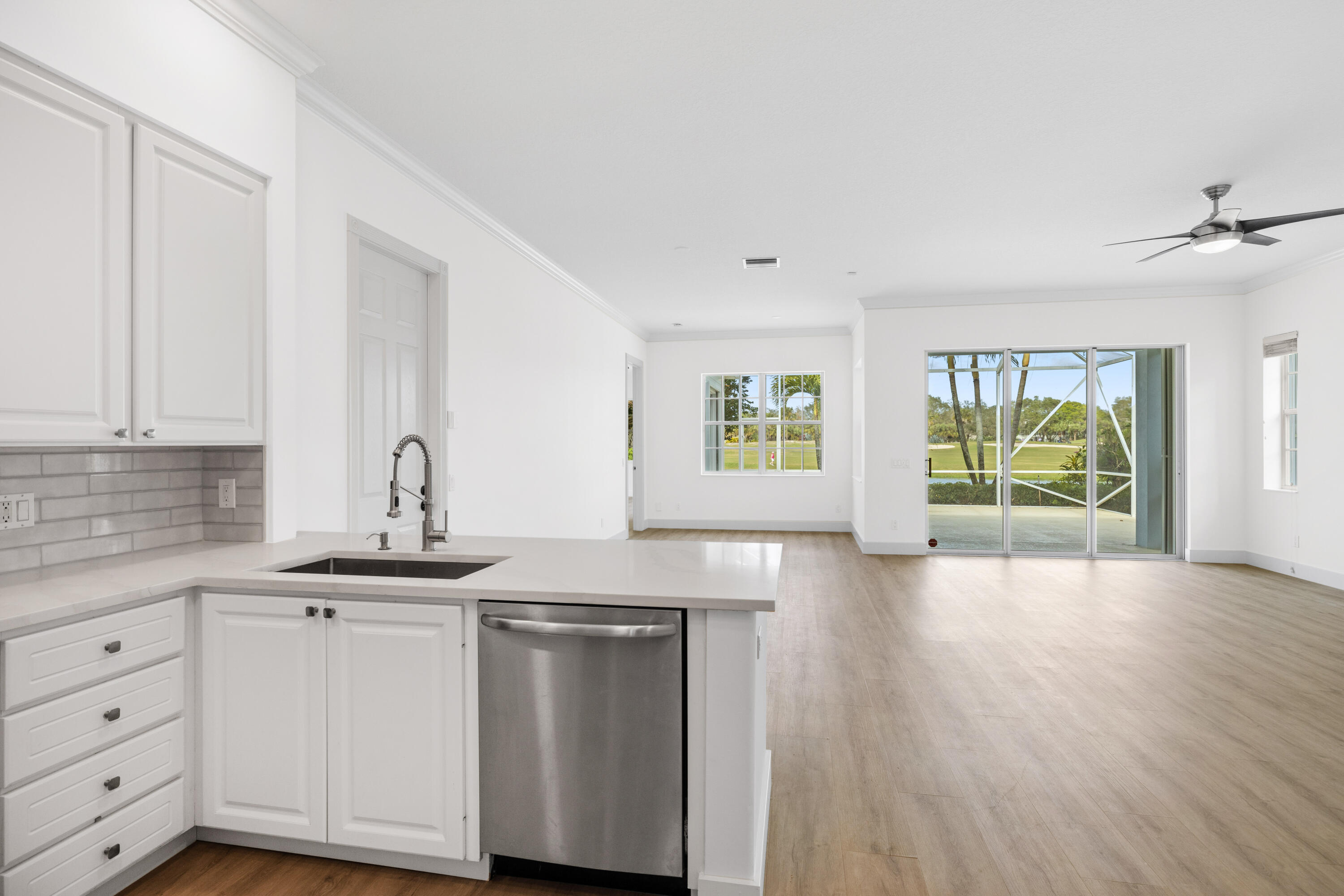 140 Barbados Drive Jupiter, FL 33458 - Photo 14 of 33 IMG_5440