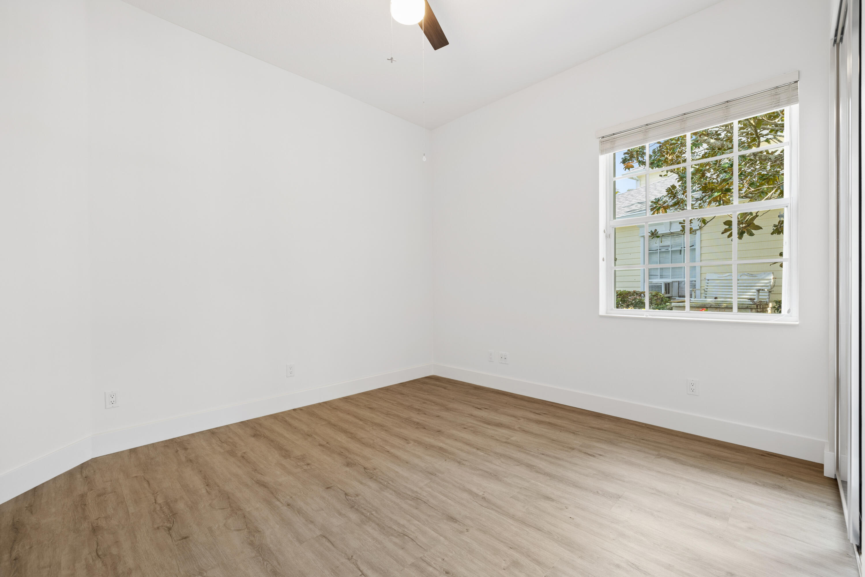 140 Barbados Drive Jupiter, FL 33458 - Photo 23 of 33 IMG_5413