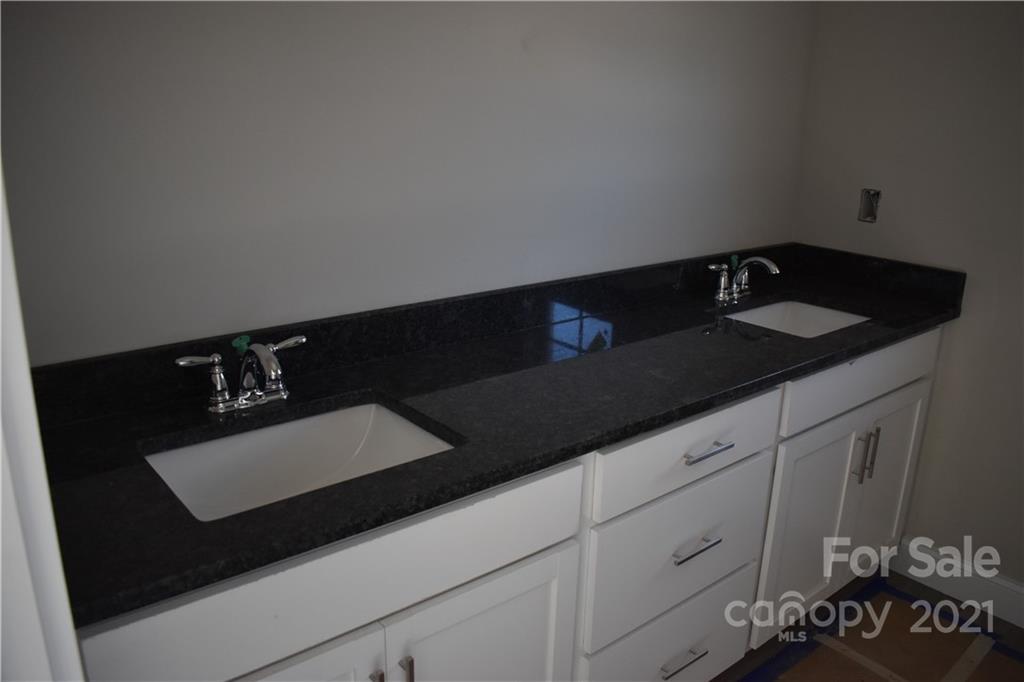 2127 State Rd S-46-1474, Unit 4 Clover, SC 29710 - Photo 14 of 23