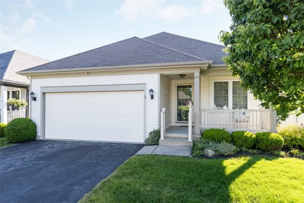$349,900 | 3 Allie Lane, Hamburg, NY 14075
