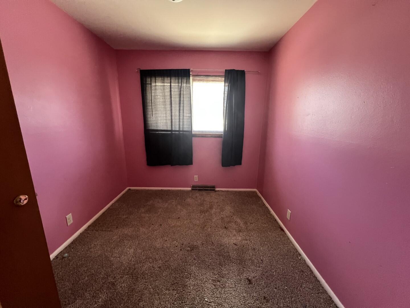 5201 North 84th Street Milwaukee, WI 53225 - Photo 16 of 19 Photo Feb 25 2026, 1 05 51 PM