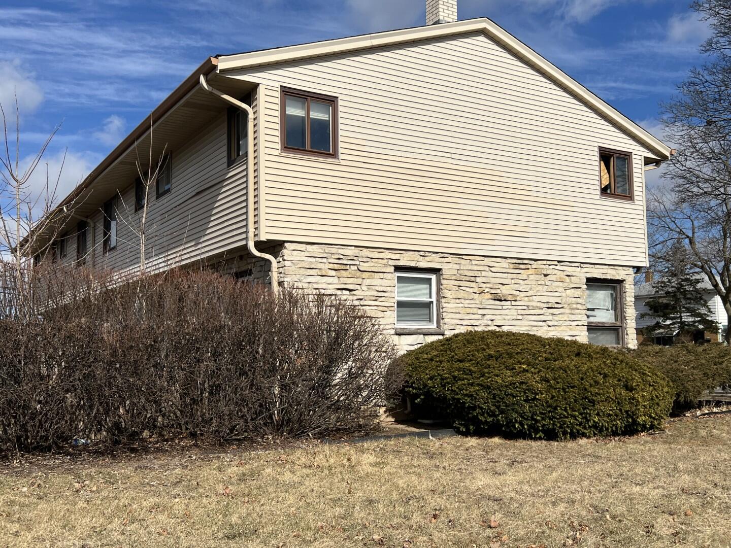 5201 North 84th Street Milwaukee, WI 53225 - Photo 3 of 19 Photo Feb 25 2026, 1 01 15 PM