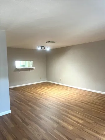 $1,650 | 14333 Memorial Drive, Unit 99, Houston, TX 77079