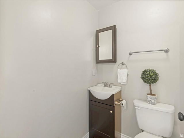 1005 East Violet Circle South Sandy, UT 84094 - Photo 19 of 32