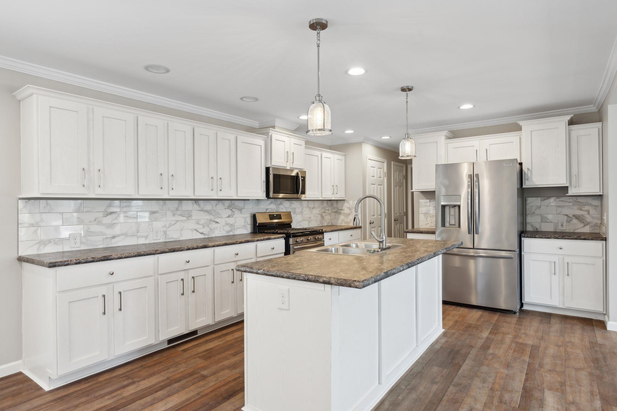 108 B Eagle Drive Rochester, NH 03868 - Photo 4 of 26 Gallery Image 4