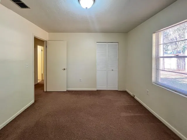 $1,850 | 5210 Northwest 24th Place, Gainesville, FL 32606