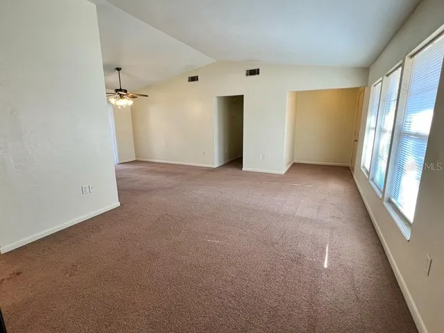 $1,850 | 5210 Northwest 24th Place, Gainesville, FL 32606