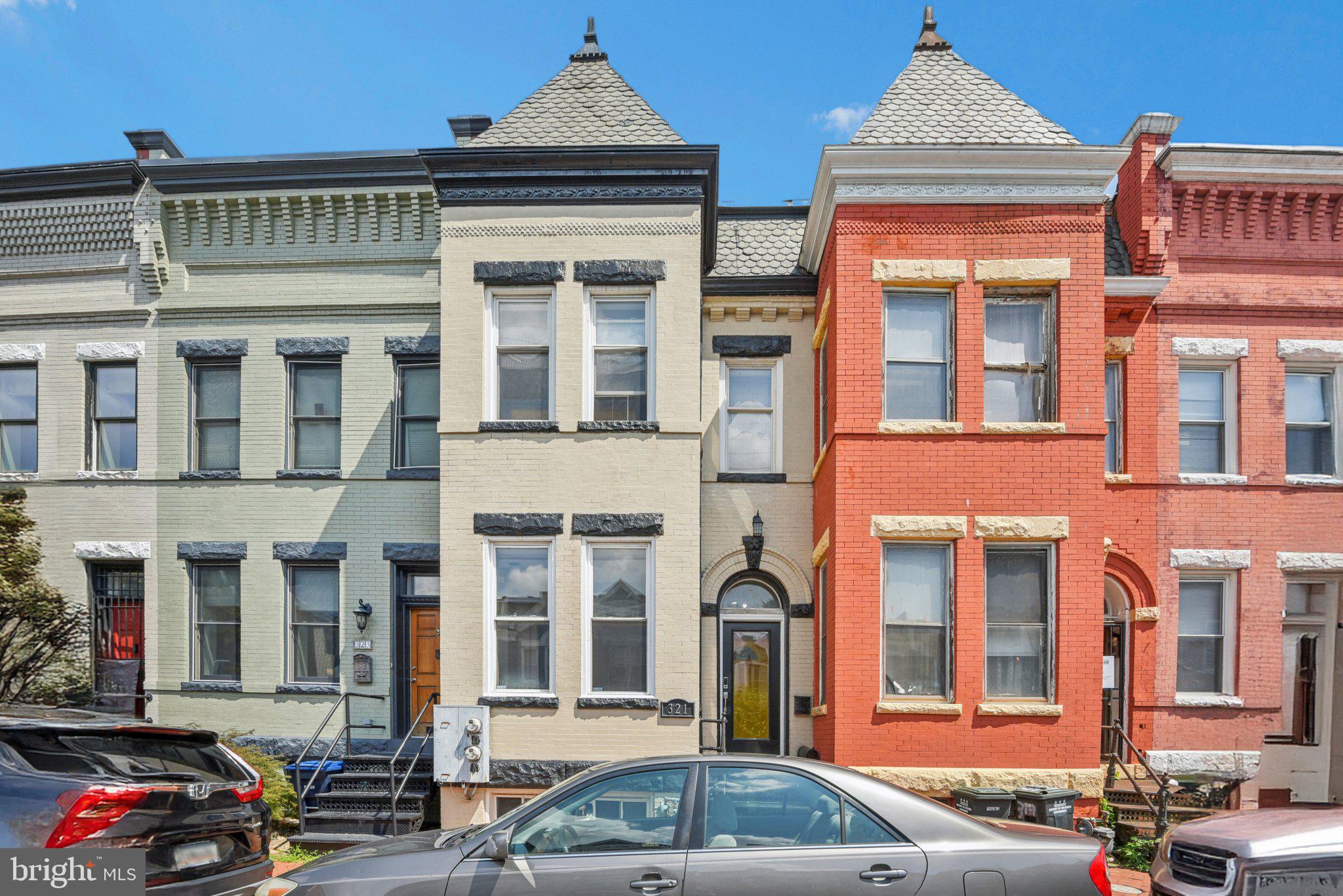 321 Elm Street Northwest Washington, DC 20001 - Photo 2 of 35