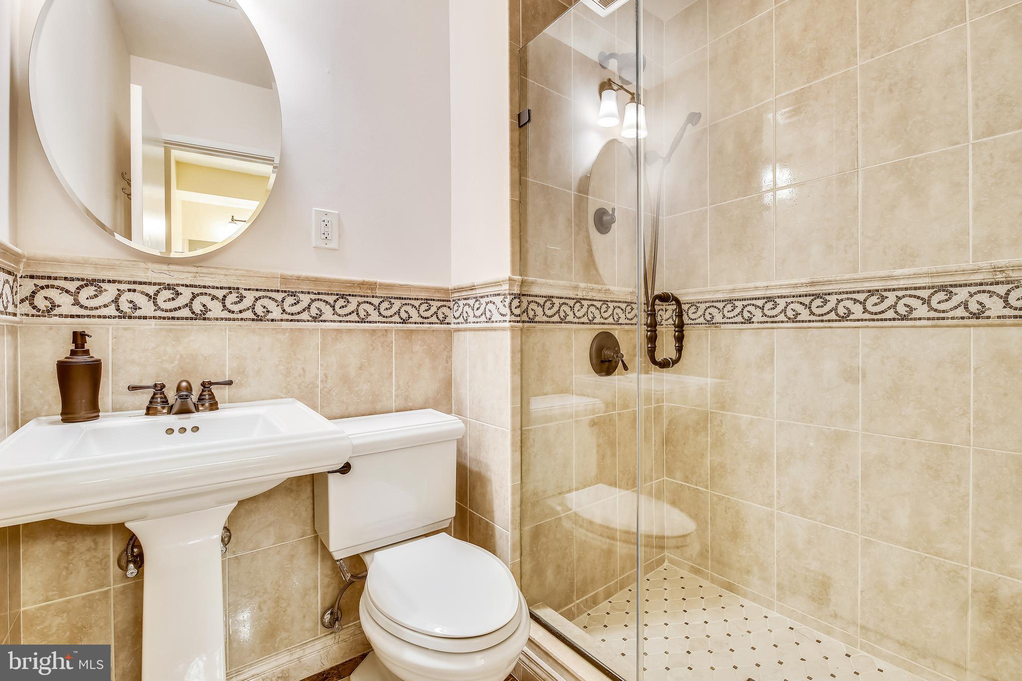 8134 Inverness Ridge Road Potomac, MD 20854 - Photo 11 of 27 Master Bath