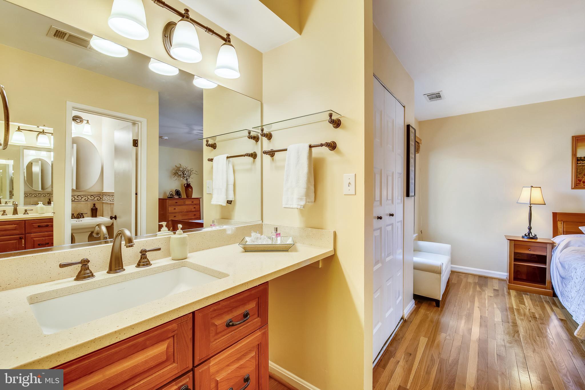 8134 Inverness Ridge Road Potomac, MD 20854 - Photo 10 of 27 Master Bath