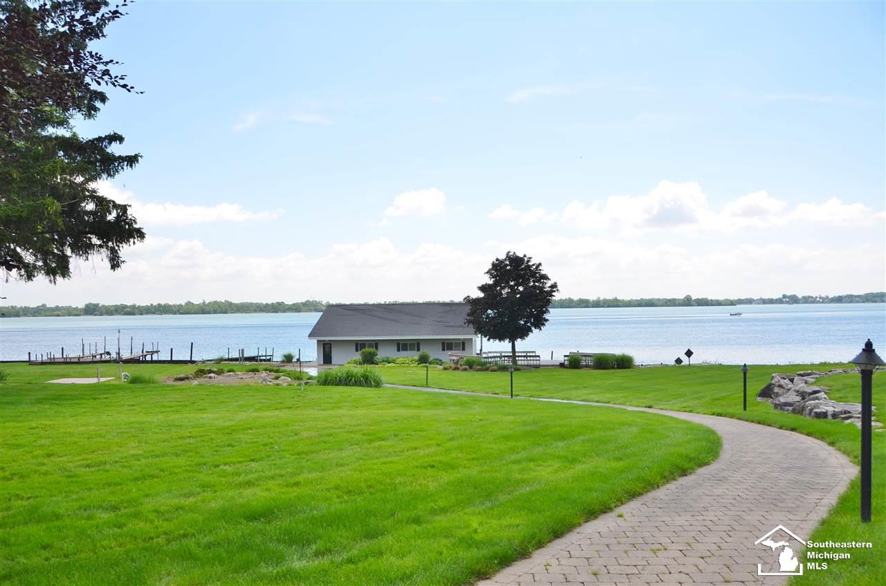 26055 East River Road Grosse Ile, MI 48138 - Photo 7 of 68