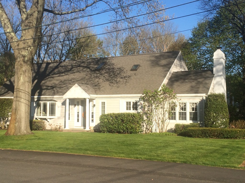 17 White Road Braintree, MA 02184 - Photo 2 of 24