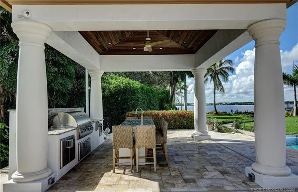 $5,149,000 | 2690 Northwest Collins Cove Road, Stuart, FL 34994