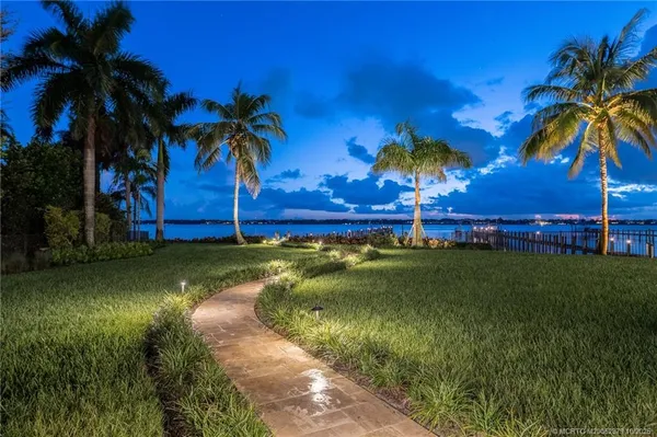 $5,149,000 | 2690 Northwest Collins Cove Road, Stuart, FL 34994
